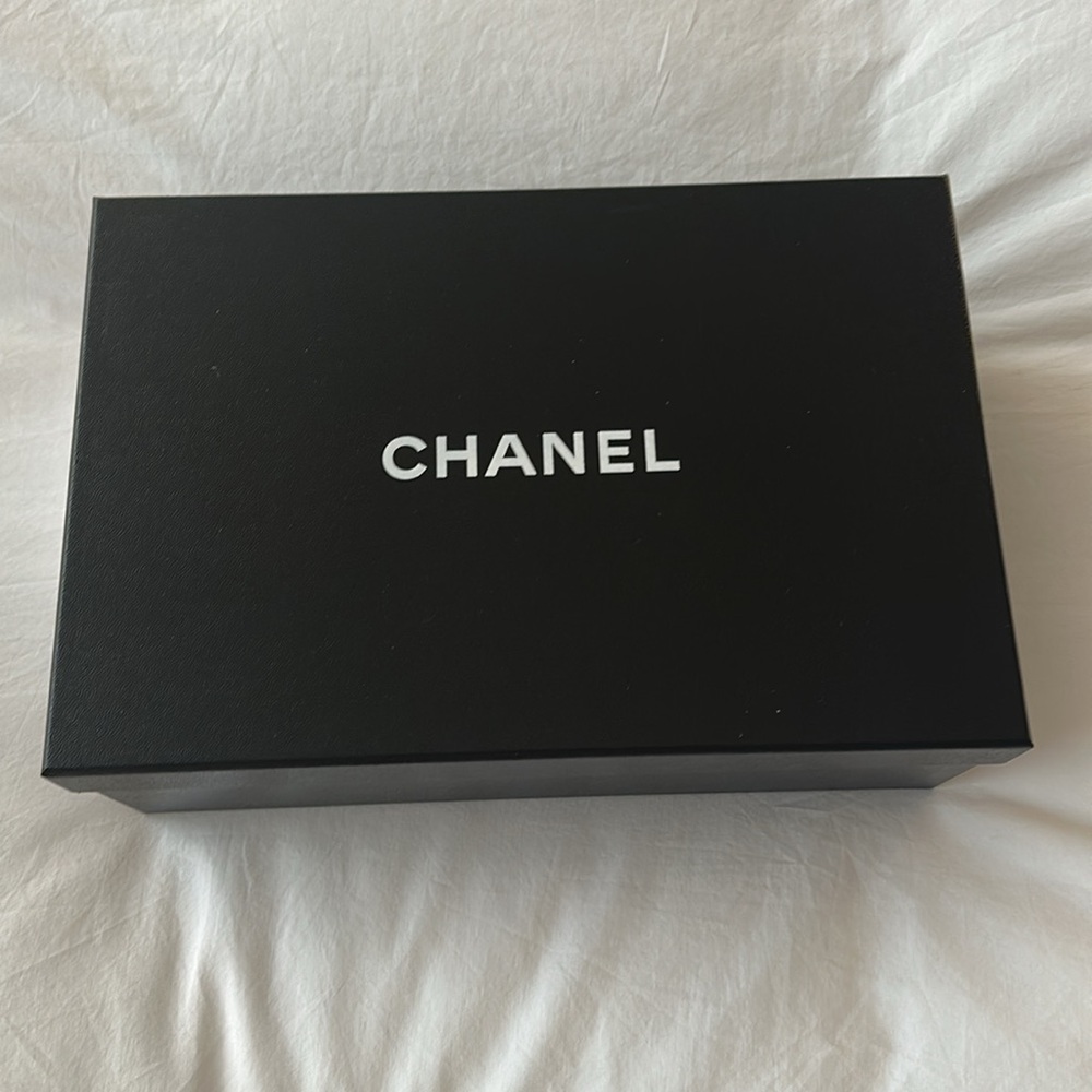 NWT Chanel raffia ballet flat- size 7 - Picture 3 of 10